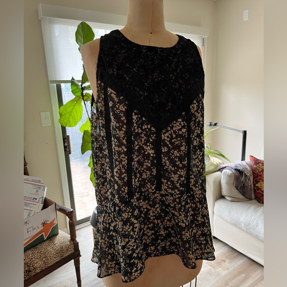 Lacy top sleeveless. Size L. By Chelsea Violet.  Beautiful back!